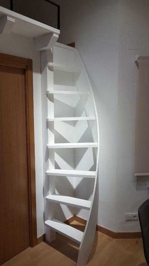 Estudio Atico Con Altillo Ourense Exteriör bild