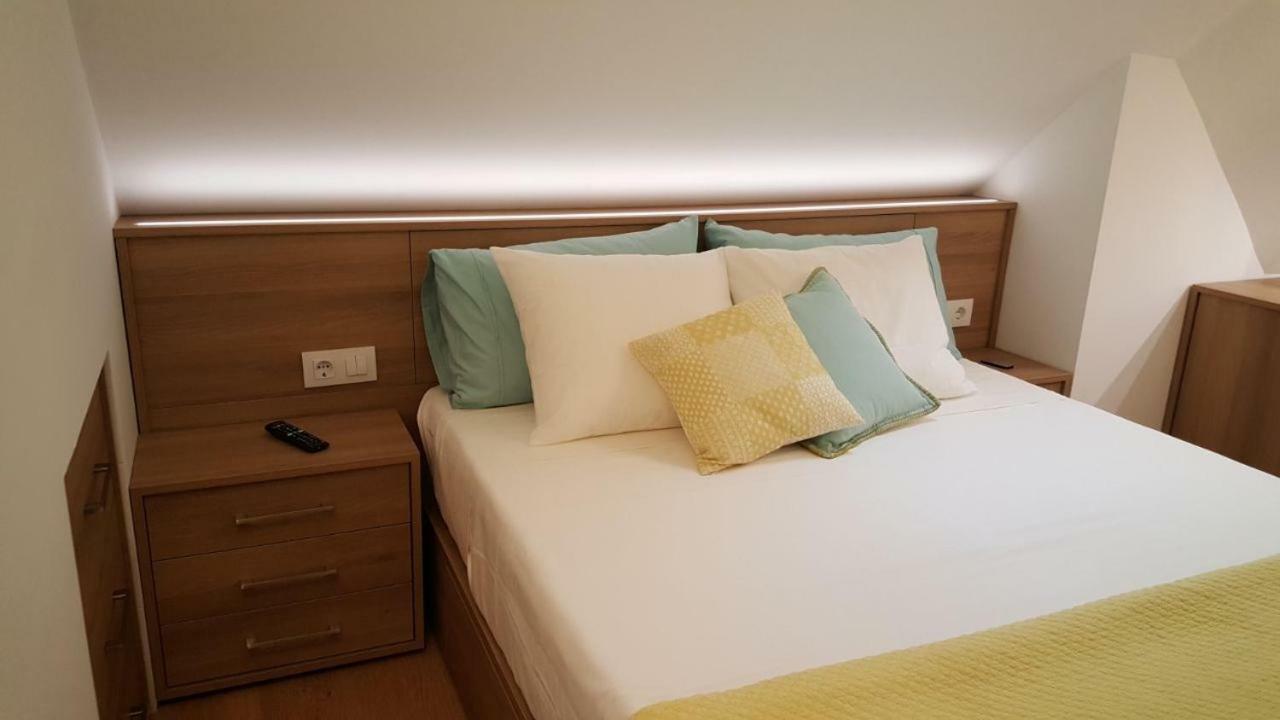 Estudio Atico Con Altillo Ourense Exteriör bild