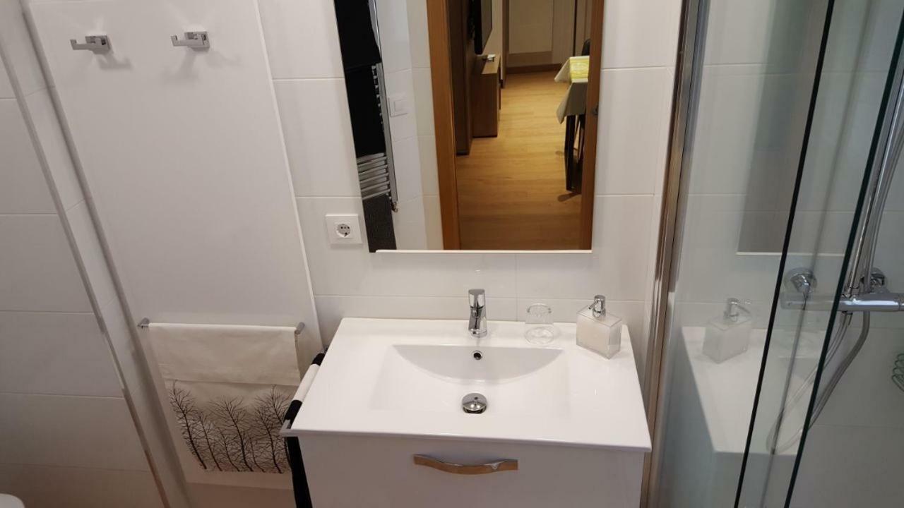 Estudio Atico Con Altillo Ourense Exteriör bild