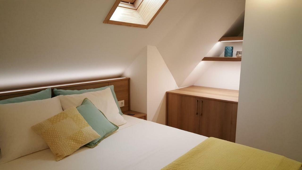 Estudio Atico Con Altillo Ourense Exteriör bild